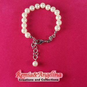 NEW Pearl Bracelet